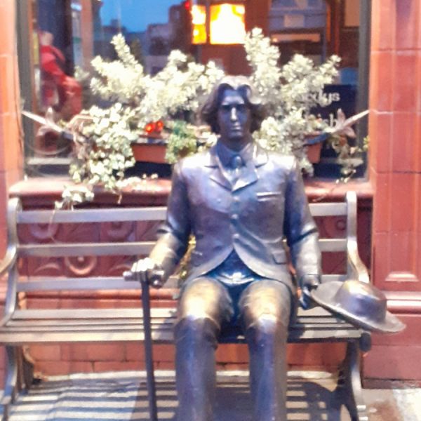 (Photo:) More recent Oscar Wilde